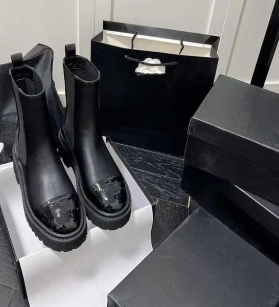 chelsea short boots english style leather thick soled high bright leather2417176, Black
chelsea short boots english style leather thick soled high bright leather2417176, Black