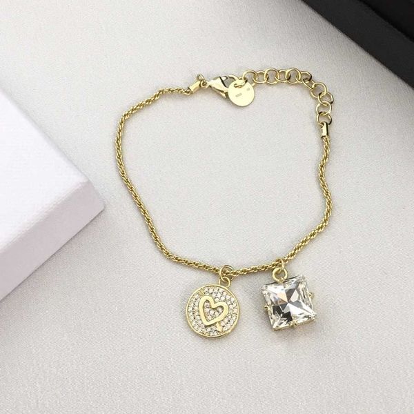 miao jia 23 new heart shaped square diamond crystal bracelet for women with grade feeling sweet temperament and high definition jewelry, Golden;silver
miao jia 23 new heart shaped square diamond crystal bracelet for women with grade feeling sweet temperament and high definition jewelry, Golden;silver