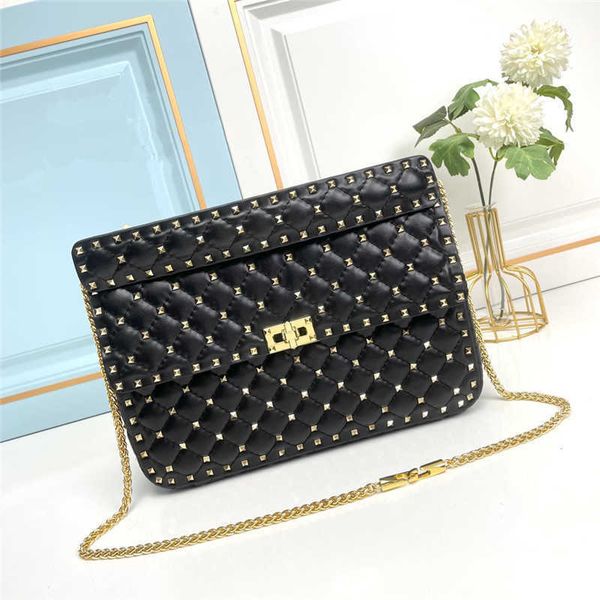 women valentinoz handbags diamond designer bag crossbody beach bags luxury classic lady's new sheepskin rivet small leather large capac
women valentinoz handbags diamond designer bag crossbody beach bags luxury classic lady's new sheepskin rivet small leather large capac