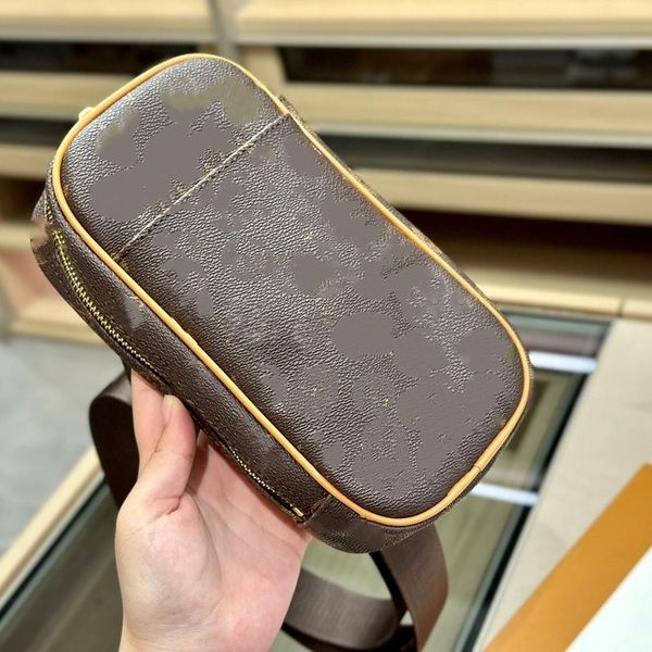designer luxury messenger bag shoulder bag coin key purse mobile phone pack buckle wallet compact and portable old flower
designer luxury messenger bag shoulder bag coin key purse mobile phone pack buckle wallet compact and portable old flower