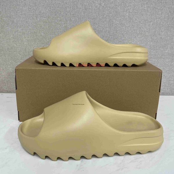 slides fashion sandal slipper women luxury designer slippers shallow beach leisure full set of slides foam runner summer slippers for ladies, Black
slides fashion sandal slipper women luxury designer slippers shallow beach leisure full set of slides foam runner summer slippers for ladies, Black