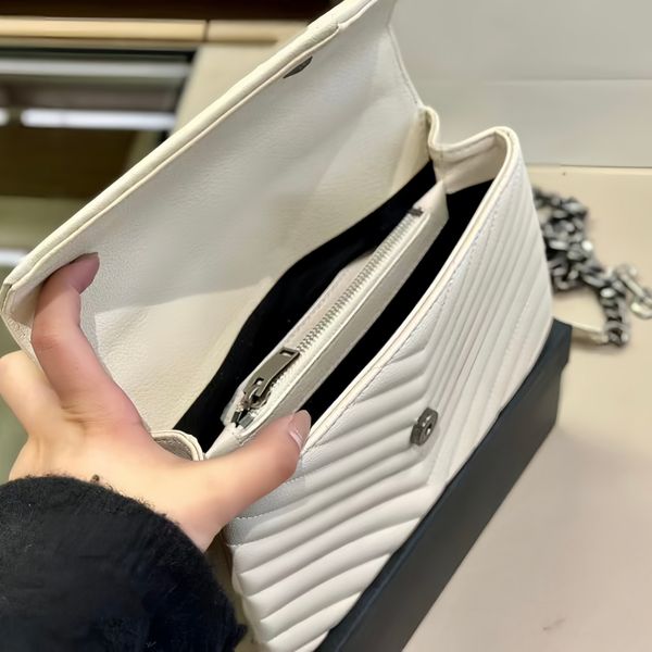 shoulder handbags tote crossbody designer luxurys bags quality stripes alloy sequined genuine leather designer bag square stripes women lux
shoulder handbags tote crossbody designer luxurys bags quality stripes alloy sequined genuine leather designer bag square stripes women lux