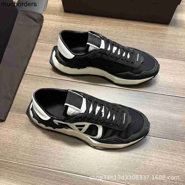 european station v family 2023 new sports shoes men's and women's leather running shoes lace casual air cushioned sole shoes, Black
european station v family 2023 new sports shoes men's and women's leather running shoes lace casual air cushioned sole shoes, Black