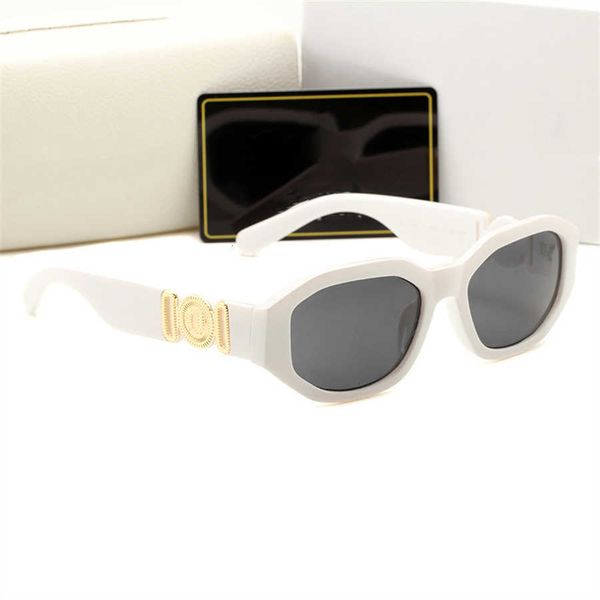 sunglasses designer luxury summer brand eyewear fashion outdoor sports classic driving various style with box for man woman goggle beach sun, White;black
sunglasses designer luxury summer brand eyewear fashion outdoor sports classic driving various style with box for man woman goggle beach sun, White;black