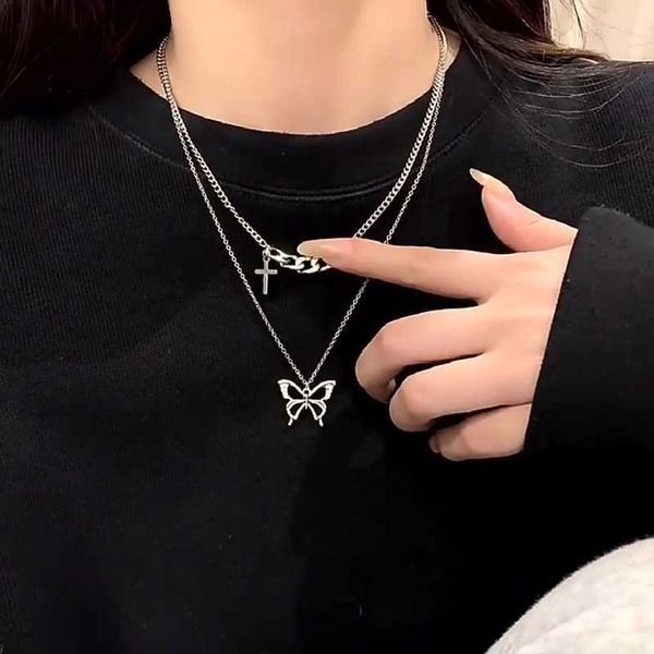 necklaces punk cuba double layer big butterfly pendant silver chain necklace women's fashion jewelry 2022 g220524
necklaces punk cuba double layer big butterfly pendant silver chain necklace women's fashion jewelry 2022 g220524
