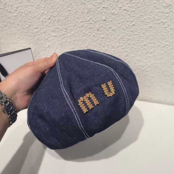 fashion miu diamond inlaid letters beret female designer designer beanie cap out of the street p sun hat, Blue;gray
fashion miu diamond inlaid letters beret female designer designer beanie cap out of the street p sun hat, Blue;gray