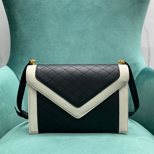 designer flap bag luxury shoulder handbag genuine leather underarm bag 26cm high imitation evening bag with box zy020
designer flap bag luxury shoulder handbag genuine leather underarm bag 26cm high imitation evening bag with box zy020