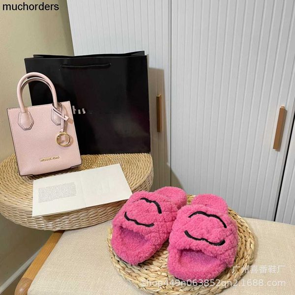 xiaoxiangjia one word bread mao tuo 2022 autumn and winter warm home series couple women's shoes, Black
xiaoxiangjia one word bread mao tuo 2022 autumn and winter warm home series couple women's shoes, Black
