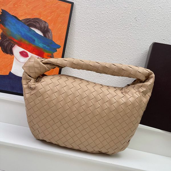 woven handbag bag wristlet basket bag vintage woven knotted croissant soft leather genuine leather rhombic design zipper closure fashion sho
woven handbag bag wristlet basket bag vintage woven knotted croissant soft leather genuine leather rhombic design zipper closure fashion sho