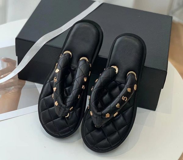 luxurys summer fashion flip flops slippers private model bamboo knot buckle cow woman casual clip toe sandals leather upper sheepskin slippe, Black
luxurys summer fashion flip flops slippers private model bamboo knot buckle cow woman casual clip toe sandals leather upper sheepskin slippe, Black