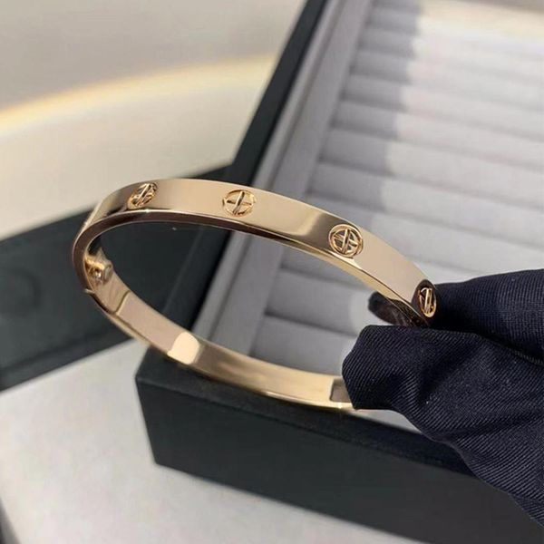 bangle bracelet for women 2022 titanium steel alloy shiny zircon bracelet original fashion jewelry exquisite high gift, Black
bangle bracelet for women 2022 titanium steel alloy shiny zircon bracelet original fashion jewelry exquisite high gift, Black