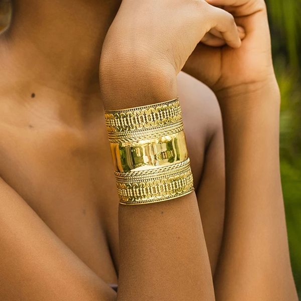 africa ethnic big heavy metal wide cuff open bangles for women punk carving patterns arm bracelet jewelry men, Black
africa ethnic big heavy metal wide cuff open bangles for women punk carving patterns arm bracelet jewelry men, Black