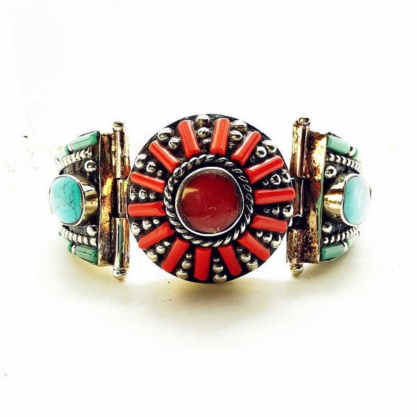 bangle nepal vintage jewelry metal fashion bangles inlaid boho dancing open cuff locket bb003, Black
bangle nepal vintage jewelry metal fashion bangles inlaid boho dancing open cuff locket bb003, Black