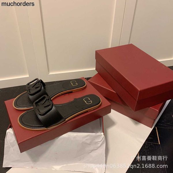 v family logo one line thick sole slippers 2023 spring/summer classic fashion style solid color series soft sole women's shoes, Black
v family logo one line thick sole slippers 2023 spring/summer classic fashion style solid color series soft sole women's shoes, Black