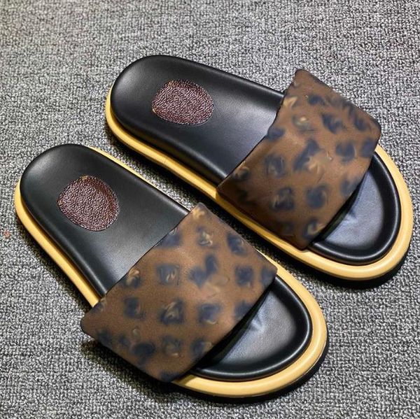 ladies summer sandals fashion macaron beach stripes casual flip flops heightening designer slides cotton fluffy slippers vbq4, Black
ladies summer sandals fashion macaron beach stripes casual flip flops heightening designer slides cotton fluffy slippers vbq4, Black