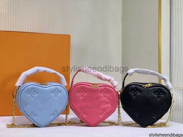 stylisheendibags mt pop my heart pouch mini bag heart-shape bubblegram quilted leather womens letter flower handbag luxurys designer chain b
stylisheendibags mt pop my heart pouch mini bag heart-shape bubblegram quilted leather womens letter flower handbag luxurys designer chain b
