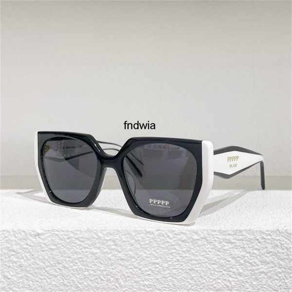 23s designer sunglasses for women classic eyeglasses goggle outdoor beach sun glasses for man woman black white 5 color, White;black
23s designer sunglasses for women classic eyeglasses goggle outdoor beach sun glasses for man woman black white 5 color, White;black