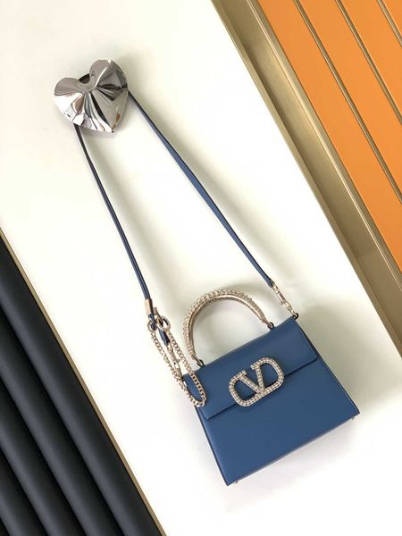 designer bag loco bag women bag beach bags nmty saddle crossbody handbag wallet bagpack leather handle portable casual handbags tote bag 19w
designer bag loco bag women bag beach bags nmty saddle crossbody handbag wallet bagpack leather handle portable casual handbags tote bag 19w