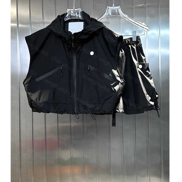 23ss casual suit womens designer clothing letter logo printing hooded zipper sunscreen waistcoat coat big pocket short skirt set womens clot, Gray
23ss casual suit womens designer clothing letter logo printing hooded zipper sunscreen waistcoat coat big pocket short skirt set womens clot, Gray