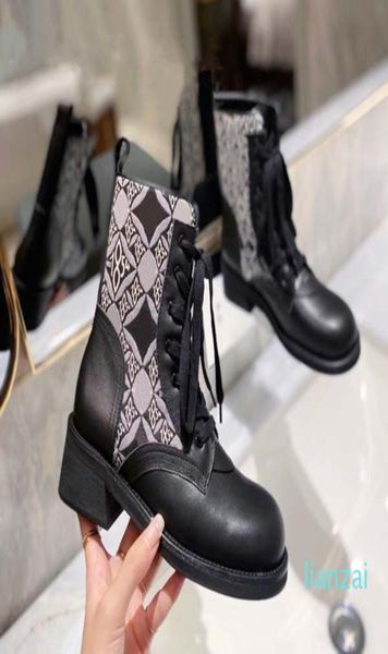 quality fashion leather star women boots martin short autumn winter ankle exquisite woman shoes 369430158, Black
quality fashion leather star women boots martin short autumn winter ankle exquisite woman shoes 369430158, Black