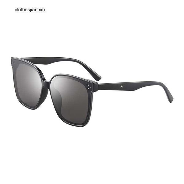 2023 luxury fashion sunglasses factory% 80 retail hd lens qi wei same gm sunglass net red plain face female big thin avant-garde male uv pro, White;black
2023 luxury fashion sunglasses factory% 80 retail hd lens qi wei same gm sunglass net red plain face female big thin avant-garde male uv pro, White;black