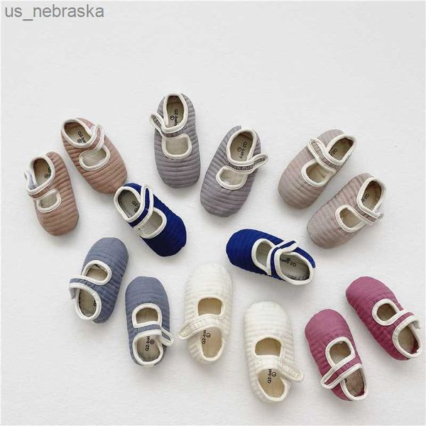 first walkers new autumn winter korean style baby kids soft prewalker cottonpadded retro toddlers infants walking shoes outside first walker
first walkers new autumn winter korean style baby kids soft prewalker cottonpadded retro toddlers infants walking shoes outside first walker