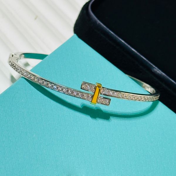 s925 silver t family new cross split layer single row diamond personality all-match bracelet for women, Golden;silver
s925 silver t family new cross split layer single row diamond personality all-match bracelet for women, Golden;silver