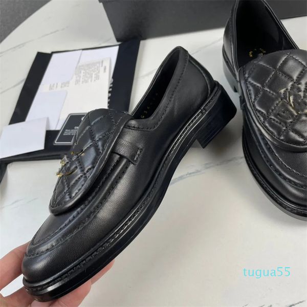 ladies sandals loafers designer leather loafers stylish embroidered low heels comfortable platform single shoes size 35-40, Black
ladies sandals loafers designer leather loafers stylish embroidered low heels comfortable platform single shoes size 35-40, Black