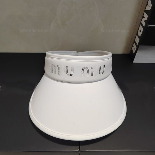 miu letter large brim female open duck tongue hat designer beanie cap outdoor sun hat, Blue;gray
miu letter large brim female open duck tongue hat designer beanie cap outdoor sun hat, Blue;gray