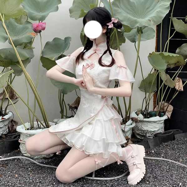 2023 summer new improved qipao small figure design with irregular a-line skirt small figure new chinese dress, Red
2023 summer new improved qipao small figure design with irregular a-line skirt small figure new chinese dress, Red