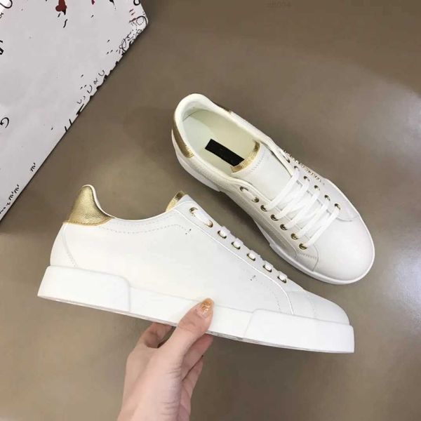 daddy shoes new spring sports man sneakers new color leisure mesh breathable dg gabana u525, Black
daddy shoes new spring sports man sneakers new color leisure mesh breathable dg gabana u525, Black