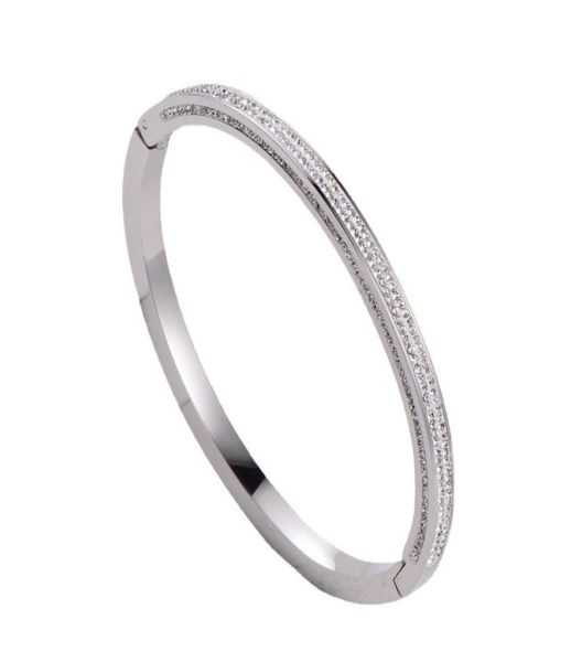 classic fashion trilateral diamond studded steel bracelet women039s rose gold stainless jewelry3406574, Golden;silver
classic fashion trilateral diamond studded steel bracelet women039s rose gold stainless jewelry3406574, Golden;silver