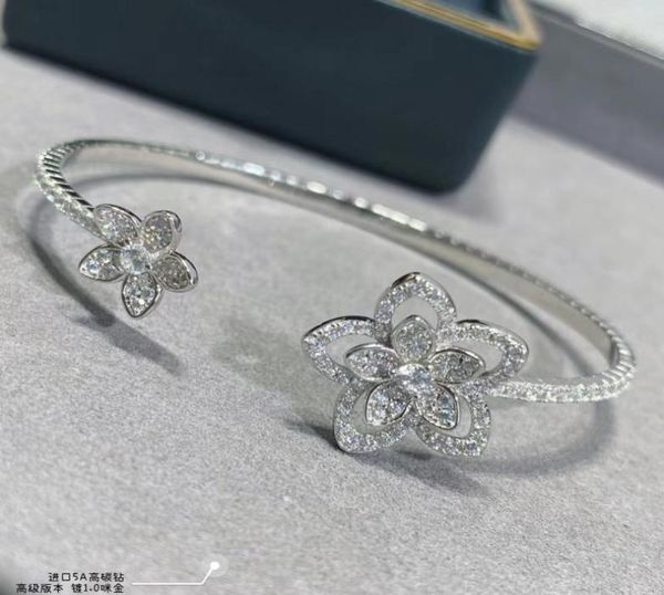 bangle famous european trendy cute brand luxury jewelry bangles for women cherry blossoms design summer anniversary gifts 2211093493334, Black
bangle famous european trendy cute brand luxury jewelry bangles for women cherry blossoms design summer anniversary gifts 2211093493334, Black