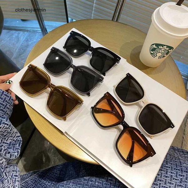 2023 luxury fashion sunglasses factory% 80 retail new trendy gm sunglass locell uv ristant lo cell large face round small, White;black
2023 luxury fashion sunglasses factory% 80 retail new trendy gm sunglass locell uv ristant lo cell large face round small, White;black