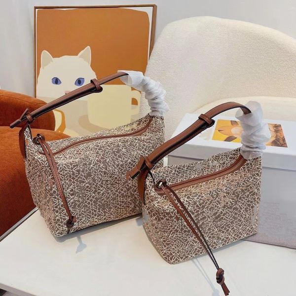 evening bags evening bags lowe designer bag cubi lunch box handbag women's new canvas embroidery leather large capacity commuting one s
evening bags evening bags lowe designer bag cubi lunch box handbag women's new canvas embroidery leather large capacity commuting one s