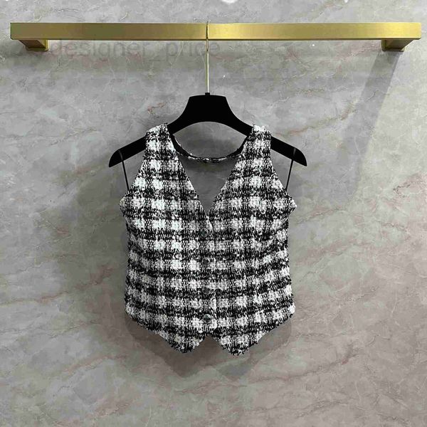 women's tanks & camis designer hanging neck woolen tweed vest for women with black and white plaid pattern chic suspender wrapped chest
women's tanks & camis designer hanging neck woolen tweed vest for women with black and white plaid pattern chic suspender wrapped chest