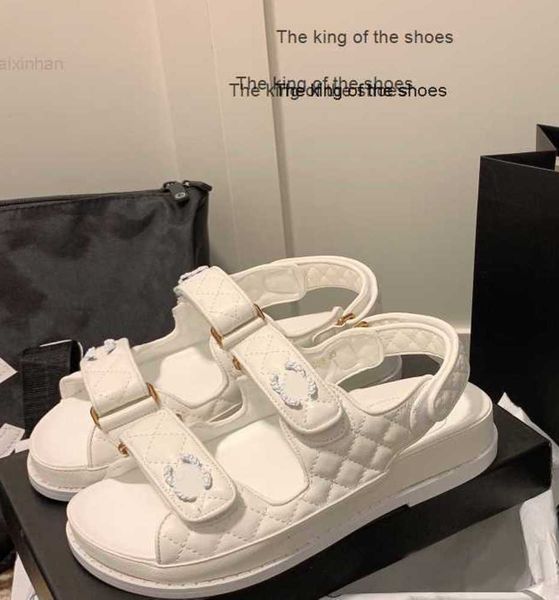 6aa designer channel slippers shoes sandals summer women calfskin dad shoes sandals quilted platform flats low heel wedge diamond buckle san, Black
6aa designer channel slippers shoes sandals summer women calfskin dad shoes sandals quilted platform flats low heel wedge diamond buckle san, Black