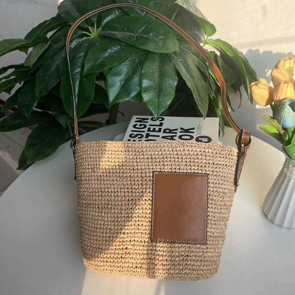 straw woven handbag spring/summer women's designer bag lafite grass woven bucket vegetable basket bag handbag 230420/0524
straw woven handbag spring/summer women's designer bag lafite grass woven bucket vegetable basket bag handbag 230420/0524