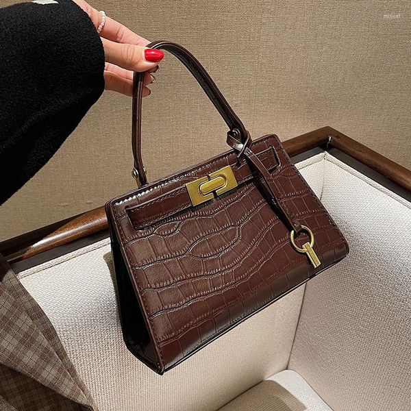 shoulder bags simple design handbag purses women crossbody solid leather totes ladies messenger bag quality
shoulder bags simple design handbag purses women crossbody solid leather totes ladies messenger bag quality