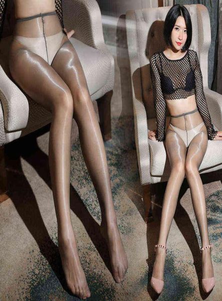 2022 spring and summer new glossy open gear pantyhose a line of seductive silk stockings without taking off transparent w22039109625, Red;black
2022 spring and summer new glossy open gear pantyhose a line of seductive silk stockings without taking off transparent w22039109625, Red;black