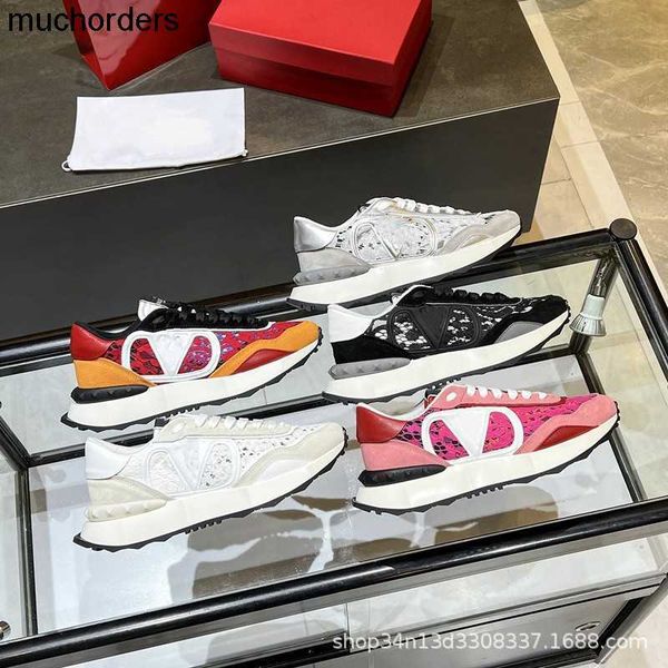 2022 warren v men's and women's shoes casual shoes small white shoes couple shoes lace and mesh fabric sports shoes, Black
2022 warren v men's and women's shoes casual shoes small white shoes couple shoes lace and mesh fabric sports shoes, Black