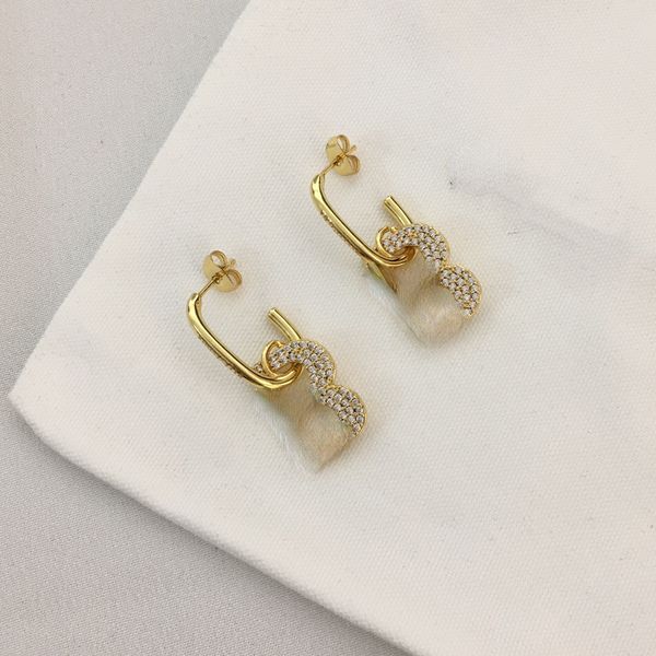 new letter full diamond earrings women's french high-end net red wind versatile silver stud earrings
new letter full diamond earrings women's french high-end net red wind versatile silver stud earrings