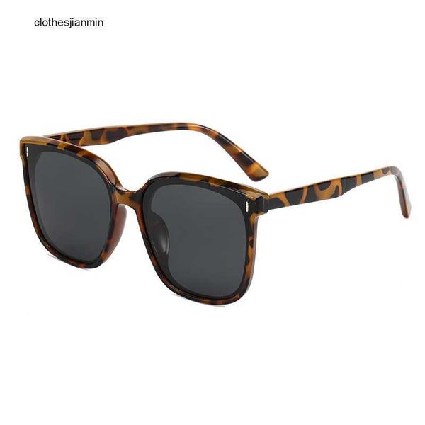 2023 luxury fashion sunglasses factory% 80 retail korean gm polarized sunglass celebrity same big frame glass driving trend new, White;black
2023 luxury fashion sunglasses factory% 80 retail korean gm polarized sunglass celebrity same big frame glass driving trend new, White;black