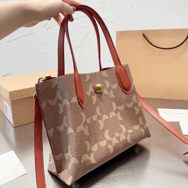 designer tote bag the women handbag fashion willow classic large capacity lettering pattern solid color handbags evening bags 0528
designer tote bag the women handbag fashion willow classic large capacity lettering pattern solid color handbags evening bags 0528