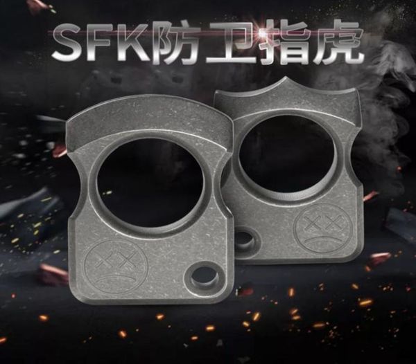single finger sfk 15mm thick edc alloy defensive tiger ring buckle play escape survival broken window tool lh664489951, Silver
single finger sfk 15mm thick edc alloy defensive tiger ring buckle play escape survival broken window tool lh664489951, Silver