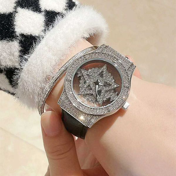 korean fashion watches comes with times new watch women's quartz true belt watch hollow out, Slivery;black
korean fashion watches comes with times new watch women's quartz true belt watch hollow out, Slivery;black