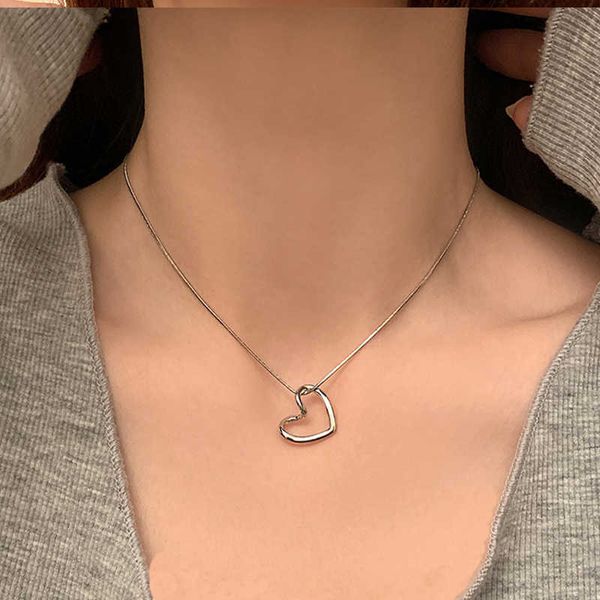 pendant necklaces 17km women's solid color heart fashion minimalist chain necklace 2023 new trends jewelry party gifts g220524, Silver
pendant necklaces 17km women's solid color heart fashion minimalist chain necklace 2023 new trends jewelry party gifts g220524, Silver