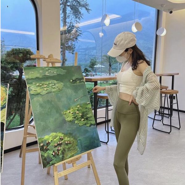 solid color women yoga pants designer high waist sports gym wear leggings elastic fitness lady overall full tights workout size, Black;white
solid color women yoga pants designer high waist sports gym wear leggings elastic fitness lady overall full tights workout size, Black;white