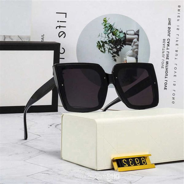 sunglasses designer luxury summer brand eyewear fashion outdoor sports classic driving various style with box design polarized for men women, White;black
sunglasses designer luxury summer brand eyewear fashion outdoor sports classic driving various style with box design polarized for men women, White;black