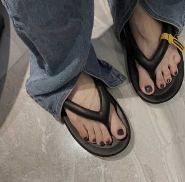 paris women beach sandals 2023 summer flat shoes slip on sandals tory non-slip metal buckle solid color female fashion flip flop slides tb, Black
paris women beach sandals 2023 summer flat shoes slip on sandals tory non-slip metal buckle solid color female fashion flip flop slides tb, Black